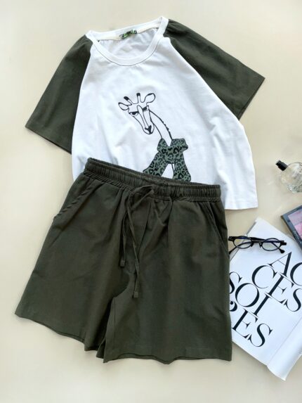 ست تیشرت و شلوارک